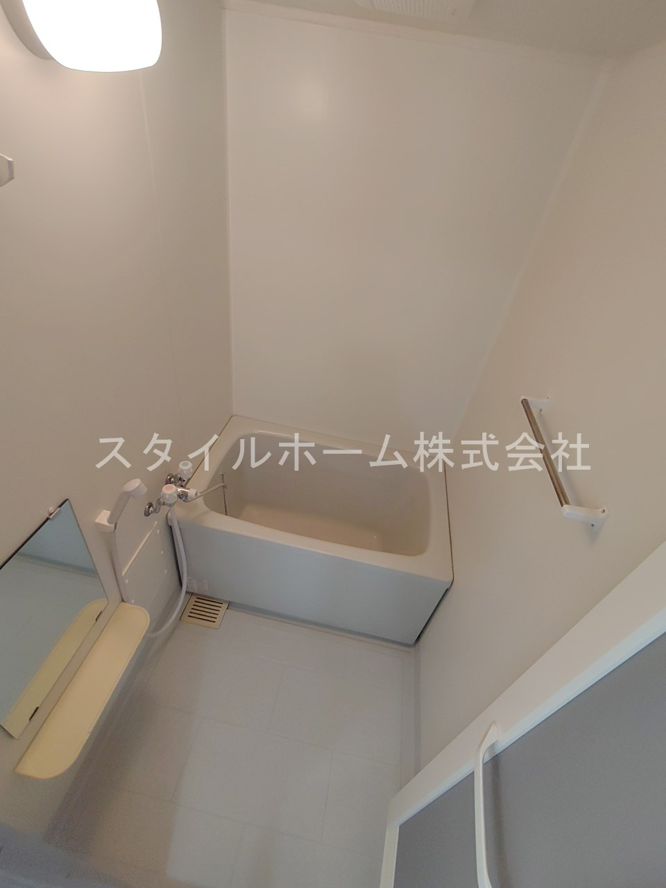 グランデージ薬師　Aの浴室