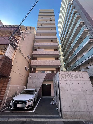 ルラーシェ難波のエントランス|毎日通るエントランスはこのようになっています