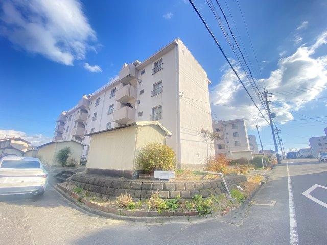 大堀ハイツ四号棟の外観|R8.2.1撮影　外観写真