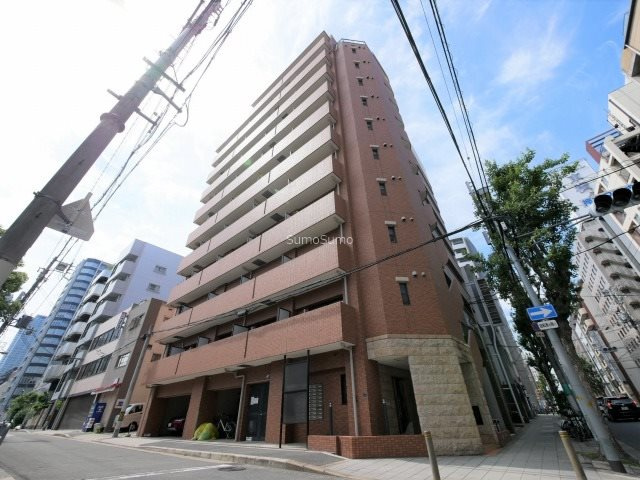 プレサンス大手前パークサイドの外観