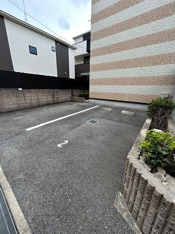 レオパレスアエデース　サクラの外観