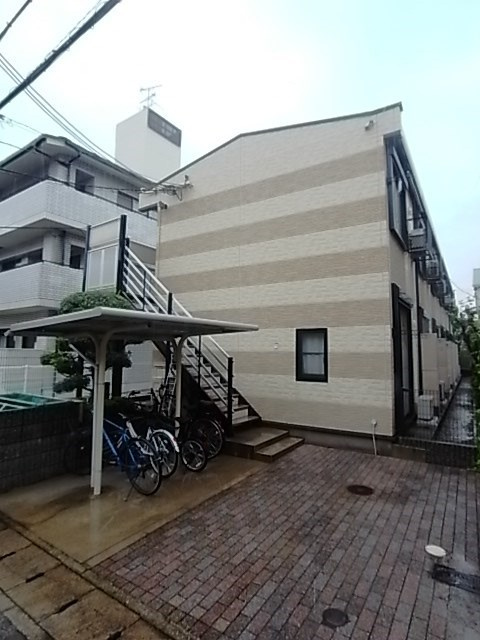 レオパレス昴の外観