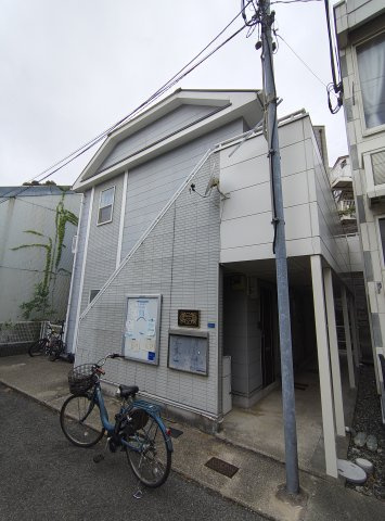 レオパレスこうべ山手の外観