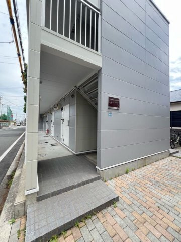 レオパレスマリーハイム六甲のエントランス