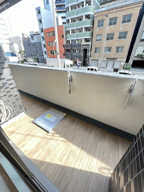 プレサンス大国町アドロッソのバルコニー