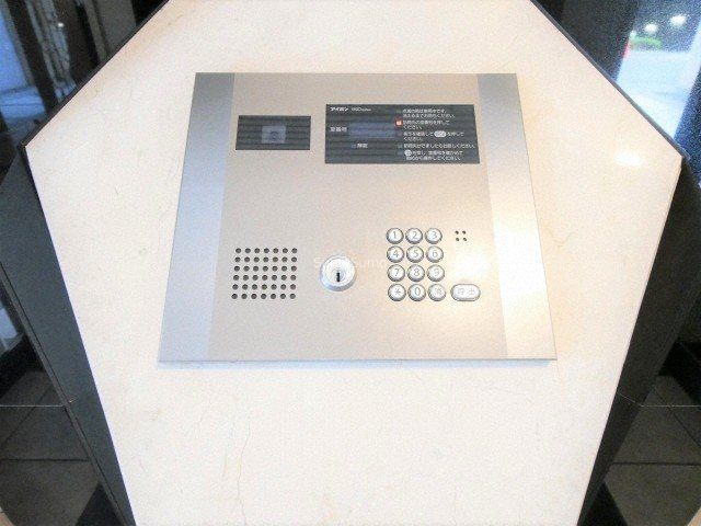 プレサンス本町プライムの外観