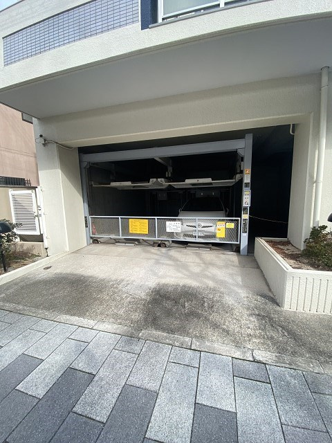 ルミエール西宮（今津水波町）の駐車場