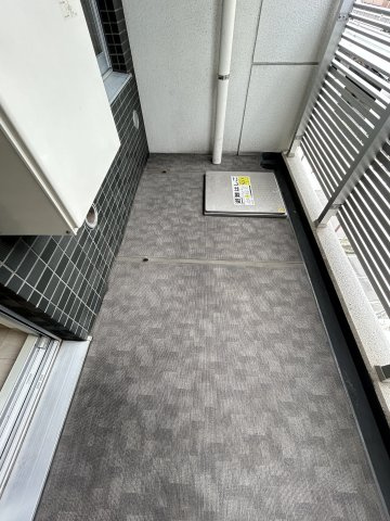 プレサンス松屋町駅前デュオのバルコニー