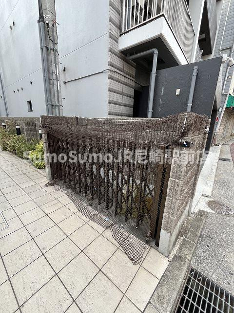 レーヴメゾン出屋敷の外観|外観は落ち着いています