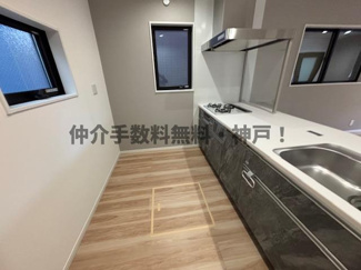 【キッチン】 | 神戸市垂水区星陵台7丁目　新築戸建　仲介手数料無料！ | キッチンでお料理をお楽しみください
