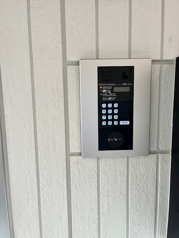 レ ジェモー 中郷の外観
