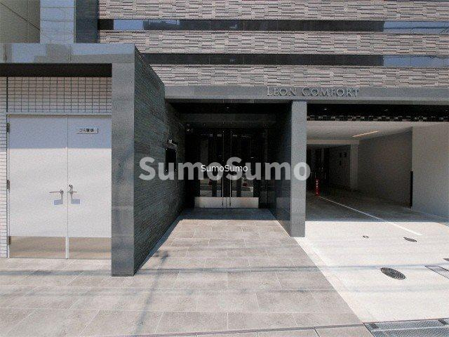 レオンコンフォート大阪ドームシティのエントランス|清潔なエントランスです