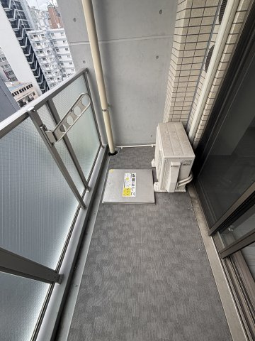 レオンコンフォート神戸駅前のバルコニー