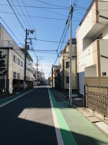 東四つ木２丁目中古戸建の前面道路含む現地写真