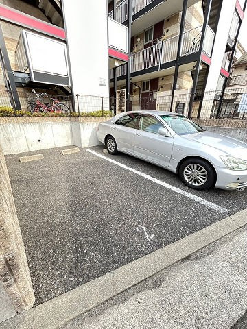 レオパレスカサグランデⅡの駐車場