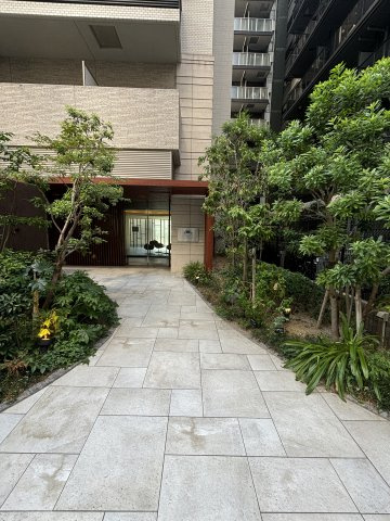 レオンコンフォート本町東Ⅱのエントランス