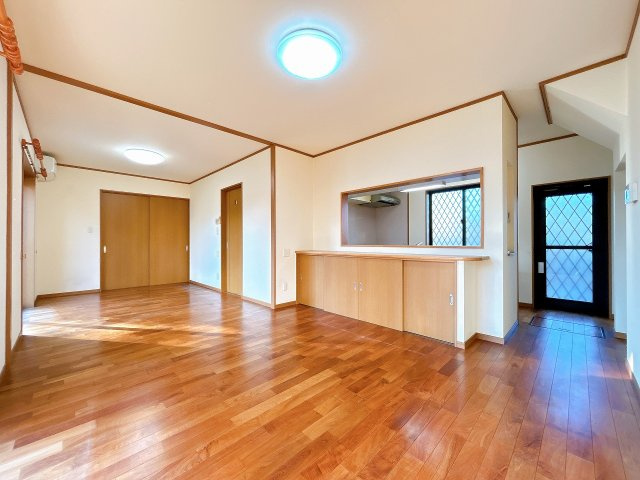 中古戸建　羽島市江吉良町　平成17年築の居間・リビング