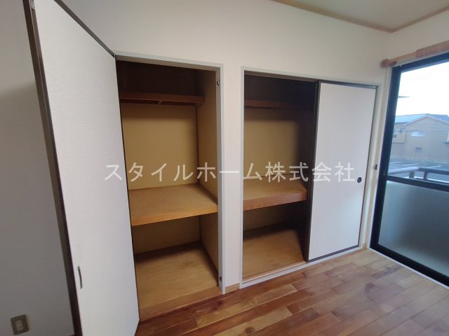 ユトリロ新栄 A棟の収納