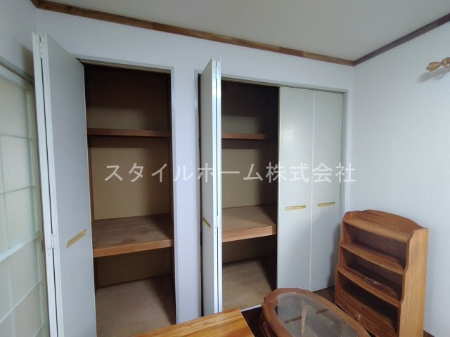 ユトリロ新栄 A棟の収納