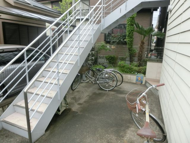 【エントランス】 | ヴェルテ奥西Ⅱ | エントランス部。