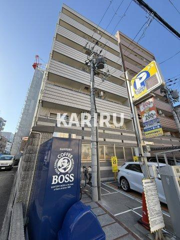 B-RISE玉造のエントランス
