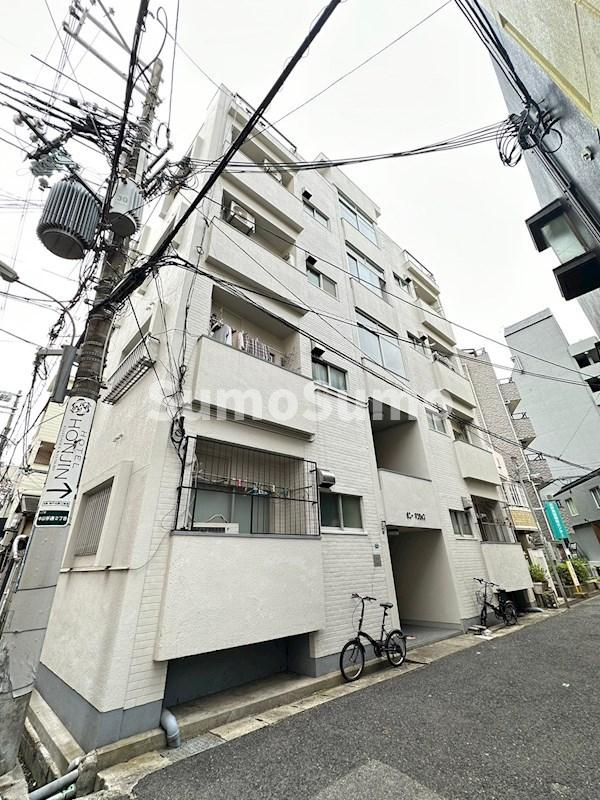 ポニーマンションの外観