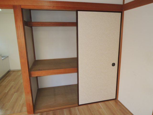 ハイツブラウの収納|小物を収納するのに便利です