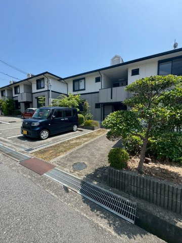 ベルフォーレの駐車場