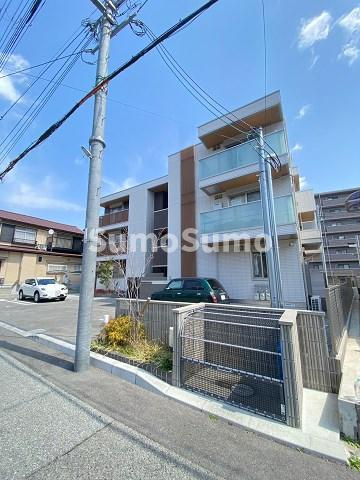 ペルスネージュ岡田 