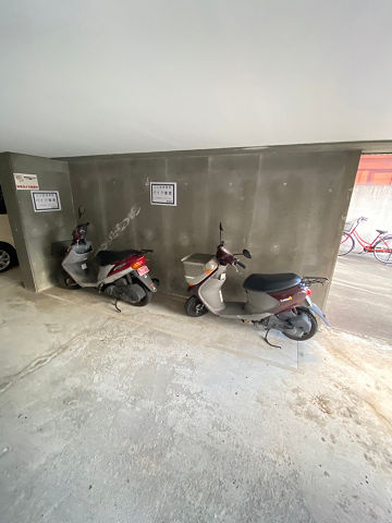 ベル上甲子園の駐車場