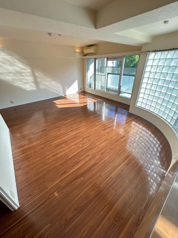 ホープ芦屋の内装