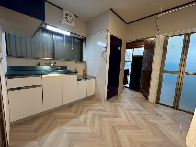 津田沼戸建の居間・リビング|おしゃれな居間です