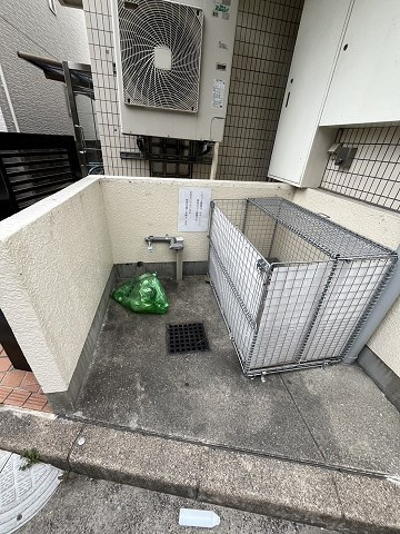 ロイヤル立川の外観