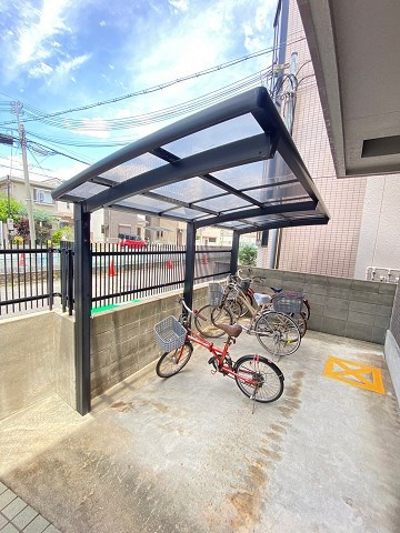 ローテローゼ久寿川の外観