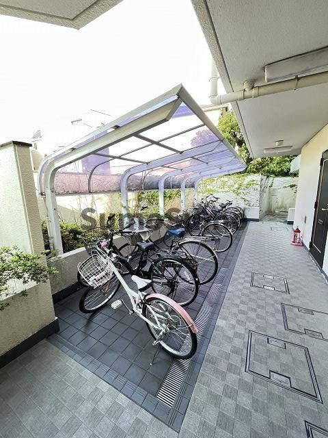 ロイヤルメゾン塚口Ⅶの外観