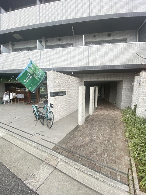 レジュールアッシュ西宮アーバンテラスの外観