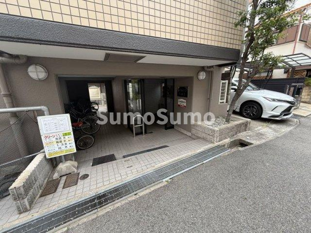 ロイヤルメゾン魚崎Ⅱのエントランス