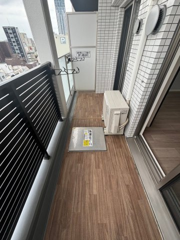 プレサンス難波インフィニティのバルコニー