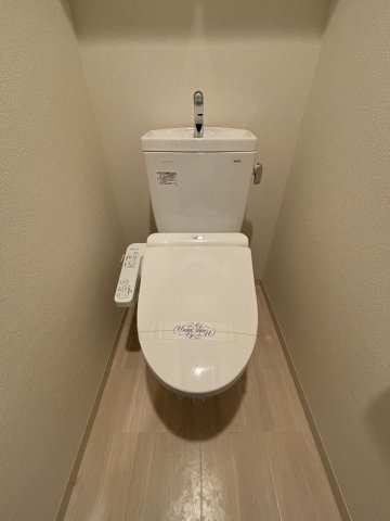 プレサンス難波インフィニティのトイレ