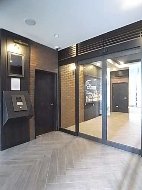 プレサンス神戸元町ベルシオンのエントランス