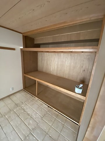 ローヤルシャトー立花の収納