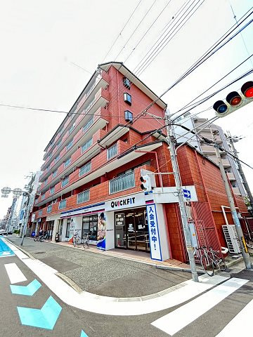 ローヤルシャトー立花の外観