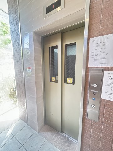 ベルフェリーク新神戸のその他共用部分