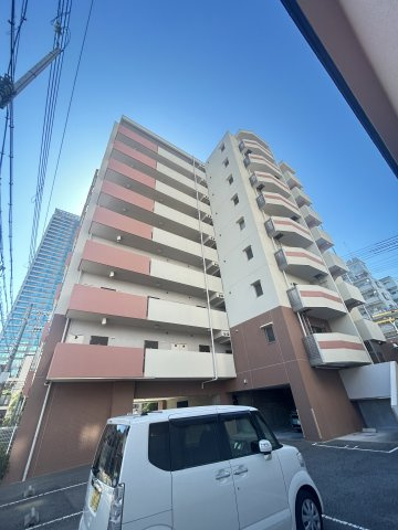 ベルフェリーク新神戸の外観
