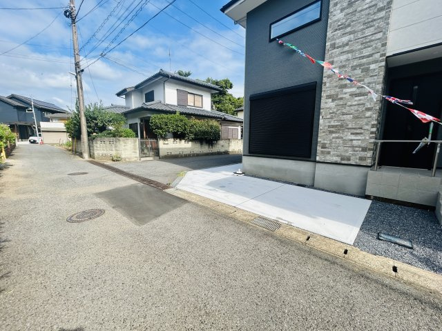 千葉市中央区大森町８期の前面道路含む現地写真