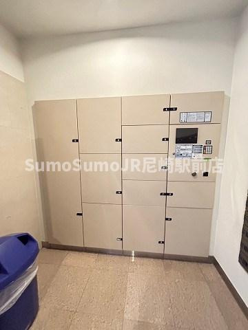 ロイヤル御幣島のその他共用部分|便利な宅配ボックス完備♪