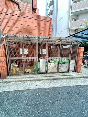 ローヤルシャトー立花の外観
