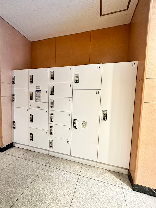 ロイヤルヒル神戸三ノ宮の外観