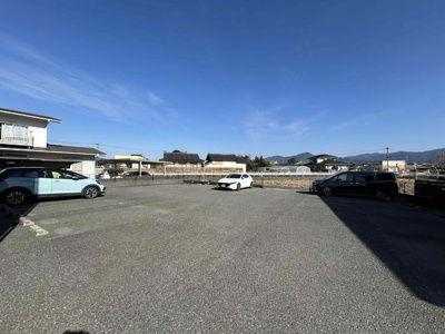 【駐車場】 | グランルーチェ | 【グランルーチェ】駐車場