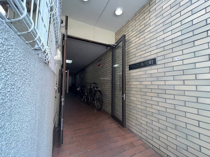 ベルエール元町のエントランス